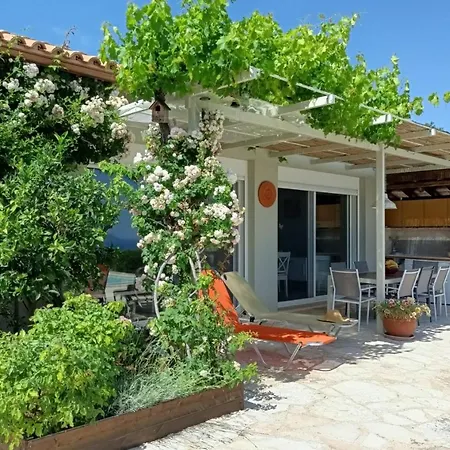Holiday home Zorba Plus Its Pavilion Infinity Pool Beautiful Sea View Sivota (Lefkada)
